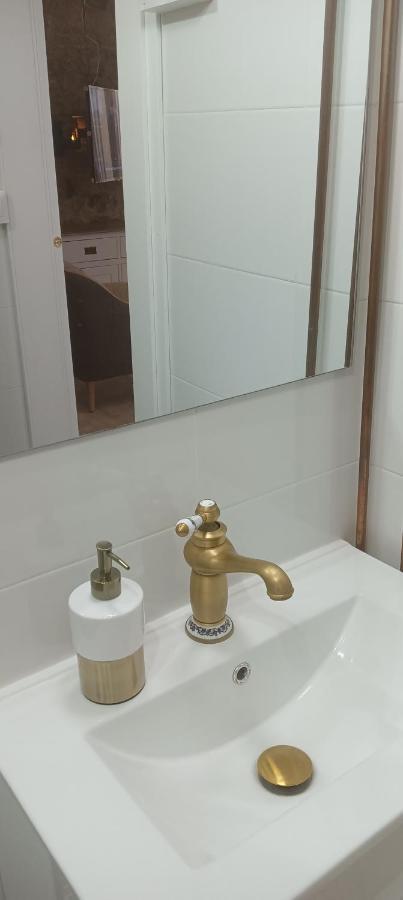 Fernando El Catolico Premium Apartment Málaga Exterior foto